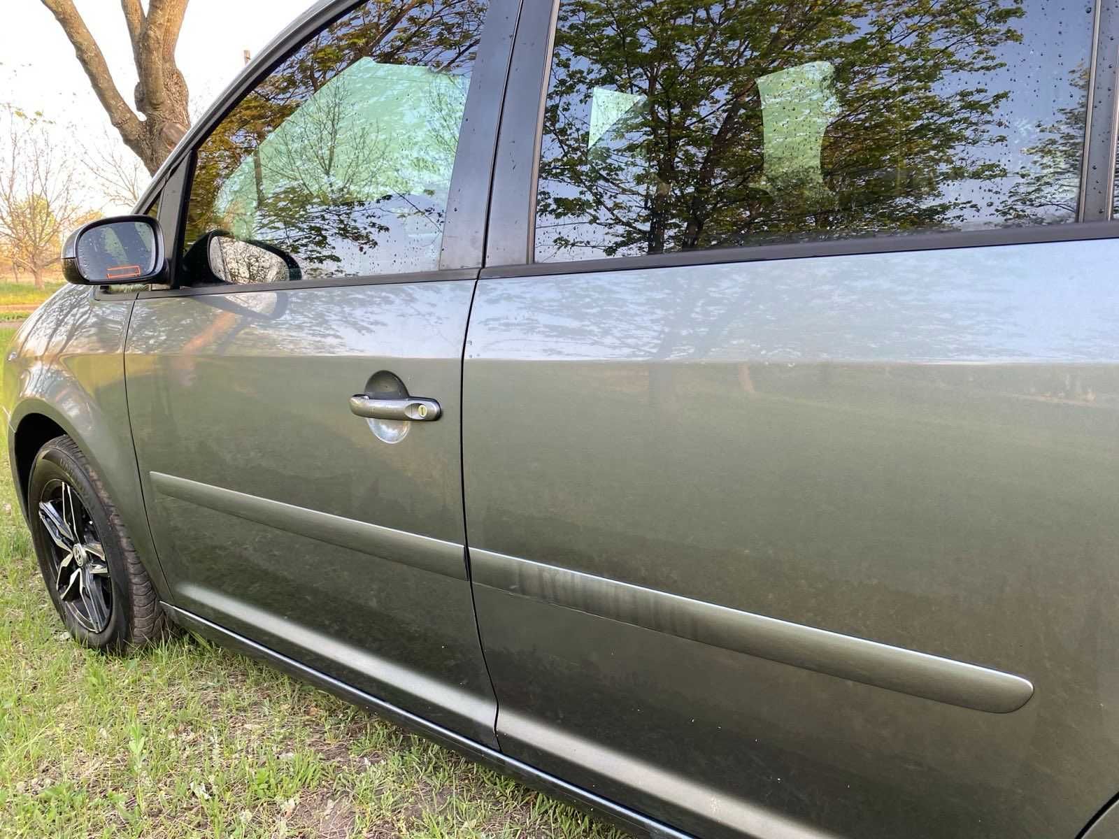 Volkswagen Touran 1T1