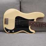 Fender Precision Bass Japan 70 Reissue