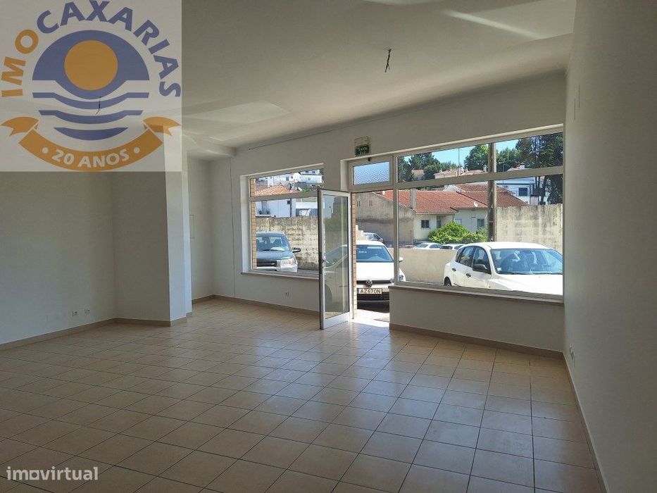 Loja- centro da Vila de Caxarias