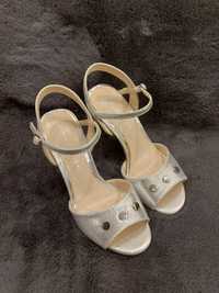 Nowe srebrne sandały 36, Jenny Fairy