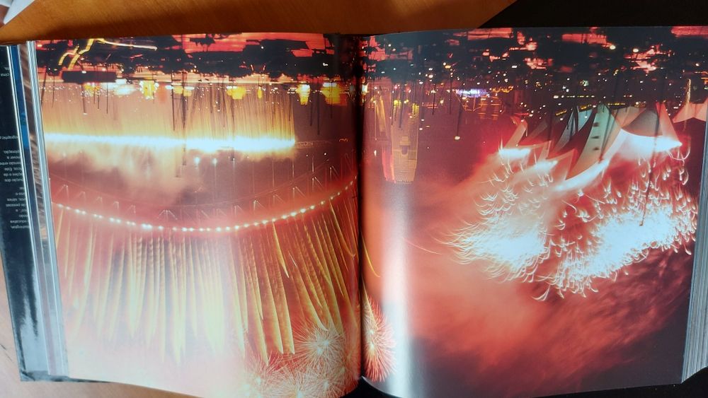 Através das Lentes Uma Janela para o Mundo