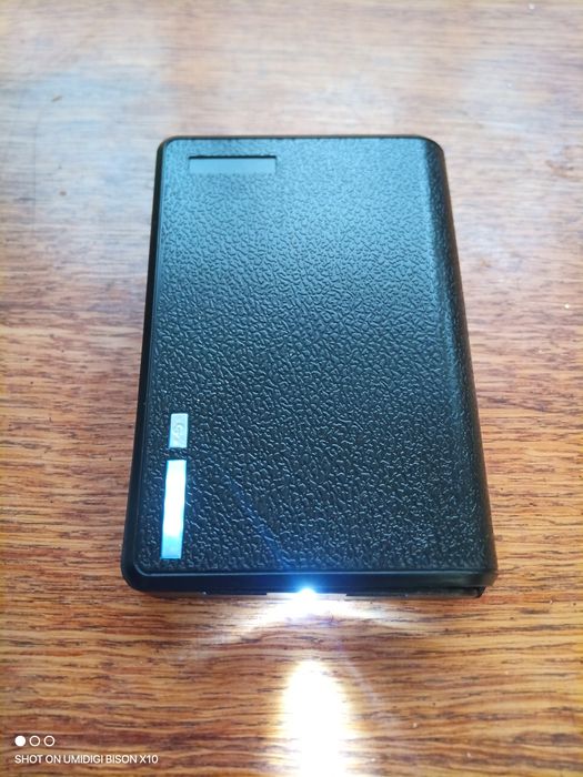 Powerbank чесних 10000мАг, 12000mAh всередині, павербанк з ліхтариком