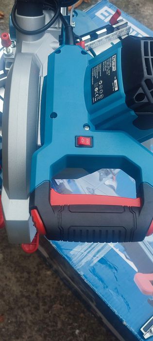 Торцовочна пила ERBAUER 1800 ватт привезли з Англії