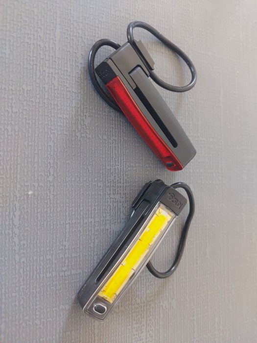 Zestaw lapmek rowerowych Knog wodoodporne LED USB 5 trybów oświetlenia
