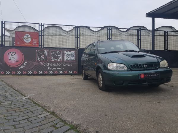 Para Peças Kia Carnival I (Up)