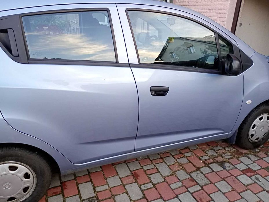 автомобіль равон 2 практично новий