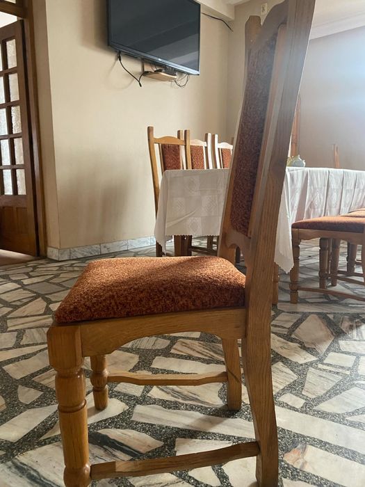 Krzesła dębowe drewniane