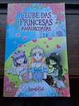 Livro Clube das princesas amaldiçoadas