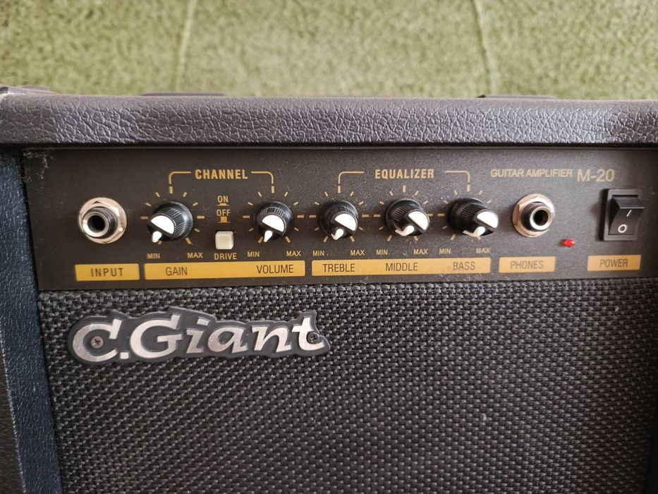 Електрогітара форми SG