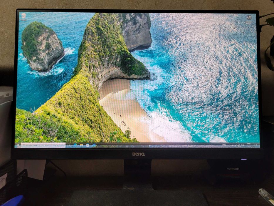 Монитор  BenQ GW2280-B (GW2280E) с нюансом