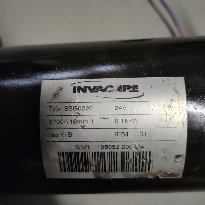 Mocny solidny silnik 24v z przekladnią 116 rpm