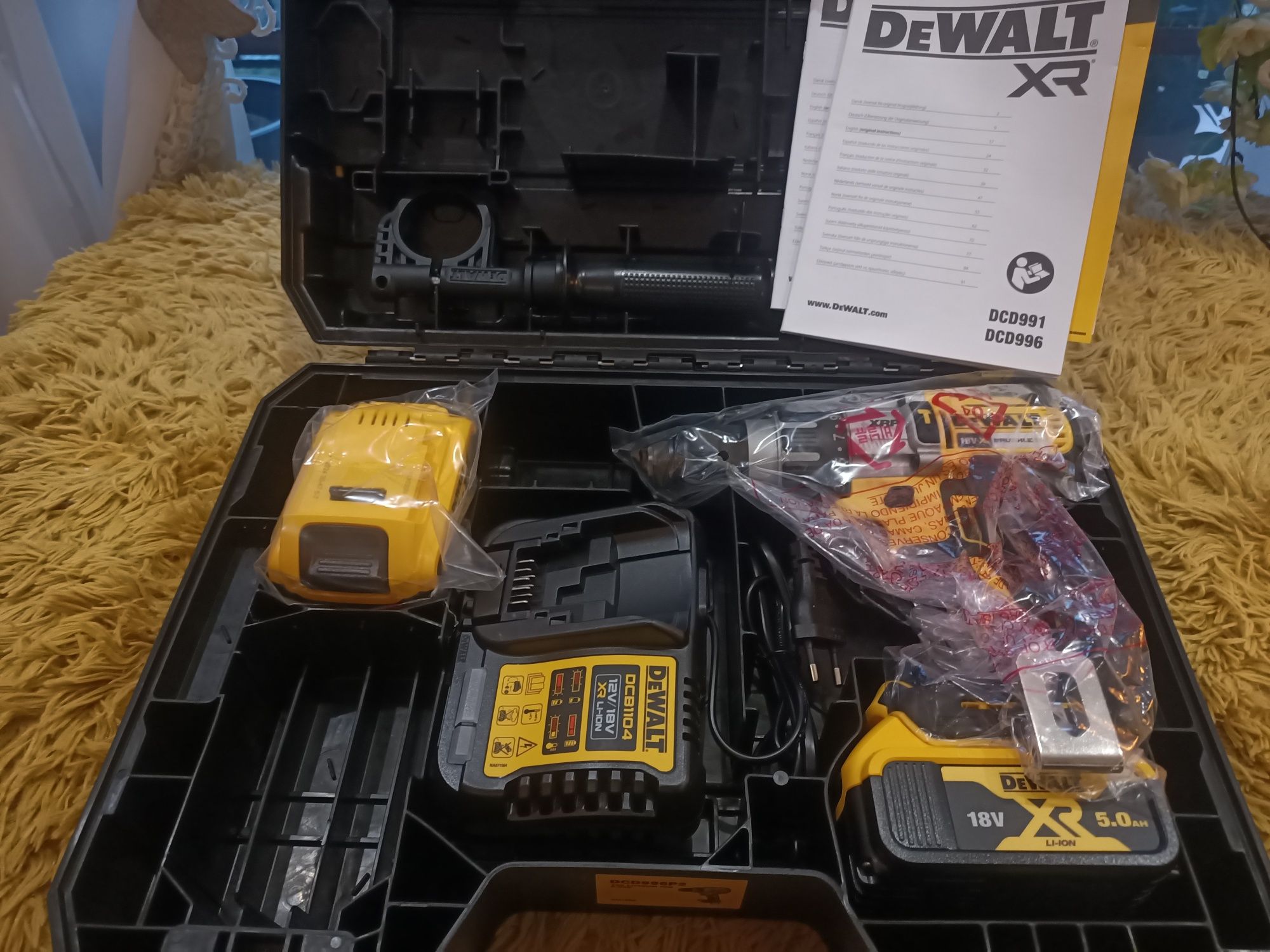 Nowa 24 r Mocna Wkrętarka DeWalt dcd996p2 2 bat 5ah+ ładow