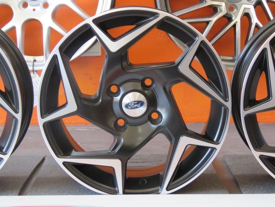 Jantes Look Ford Fiesta ST 15 x 6.5 et 40 4x108 Preto Matte