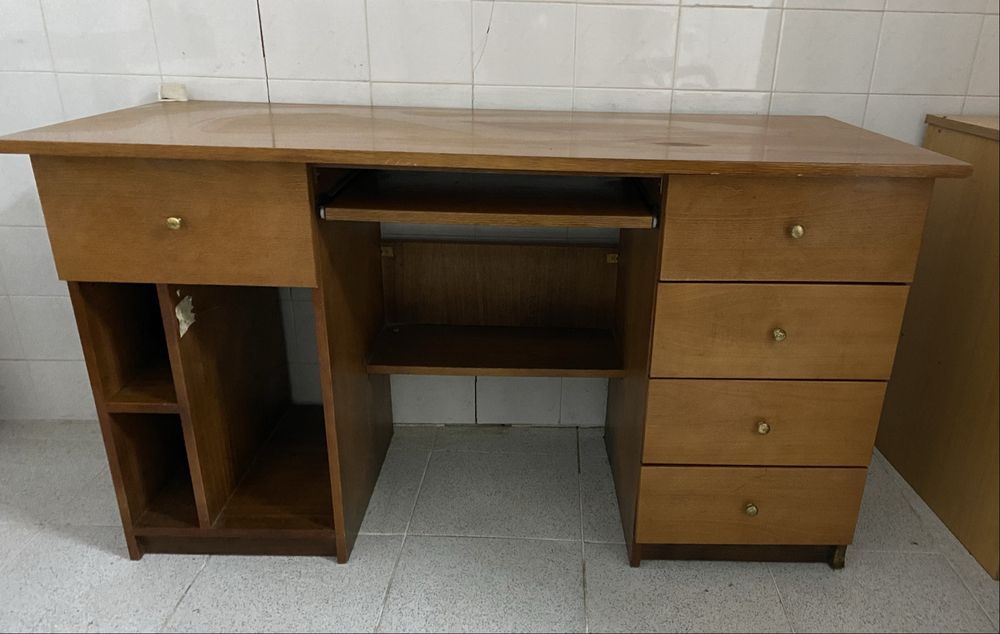 Movel secretaria para computador e informática