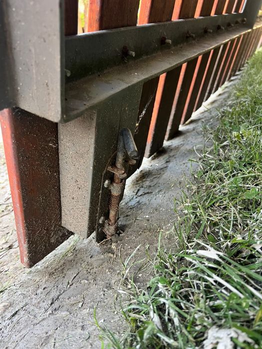 Brama wjazdowa drewniana