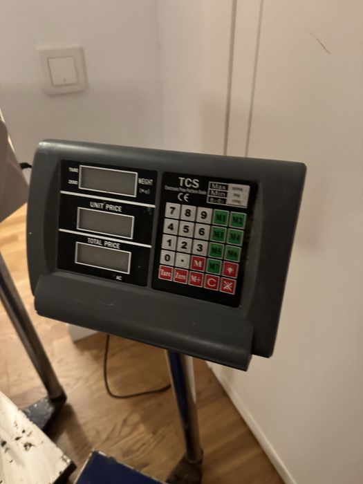 Waga magazynowa elektroniczna 300 kg – sprawna, 2 sztuki