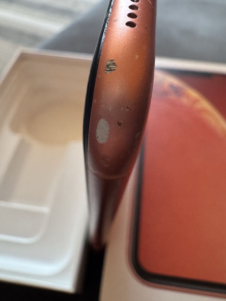 IPhone Xr 64GB z uszkodzeniami