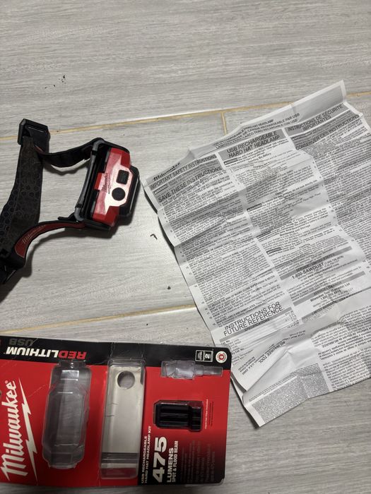 Ліхтарик на голову Milwaukee