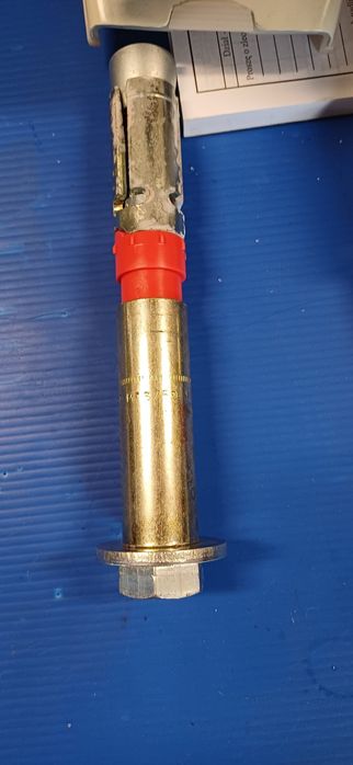 Kotwy Hilti 90 sztuk