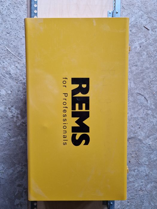 Zaciskarka mini REMS