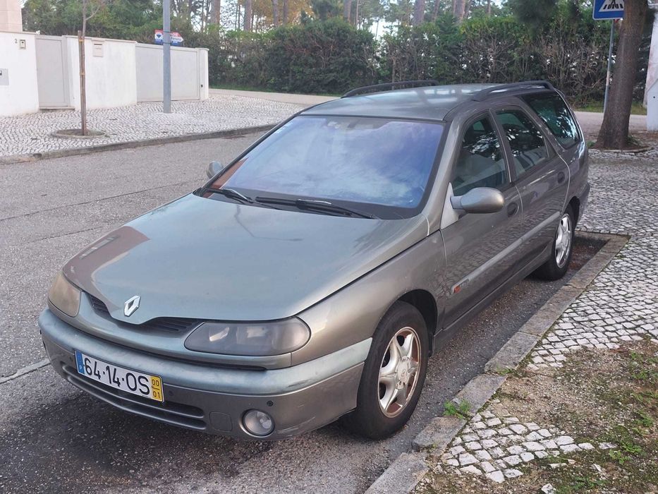 Renault Laguna - ano 2000 com 175mil km