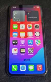 iPhone 11,  64GB czarny , stan bardzo dobry.