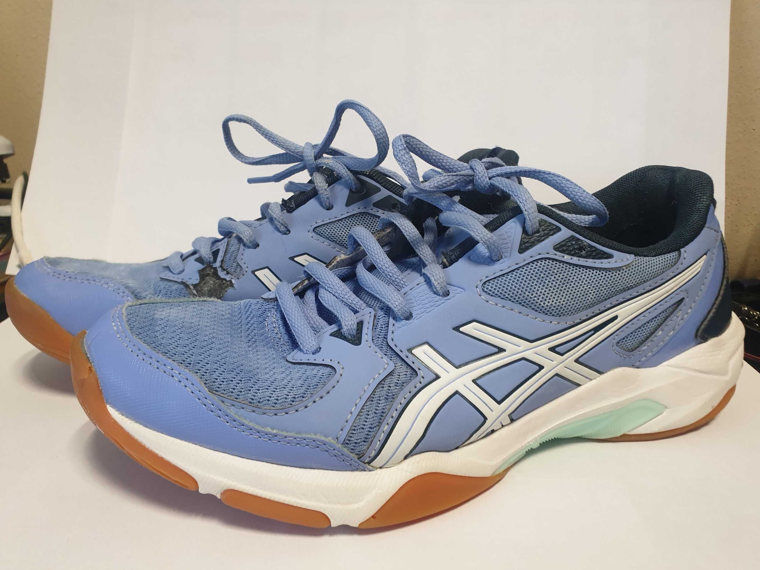 Buty do siatkówki ASICS Gel-Rocket, rozmiar 40,niebieskie, stan dobry.