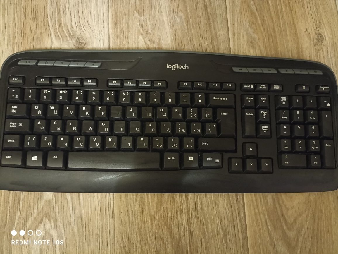 Бездротовий комплект клавіатура та мишка Logitech MK330 Wireless Black