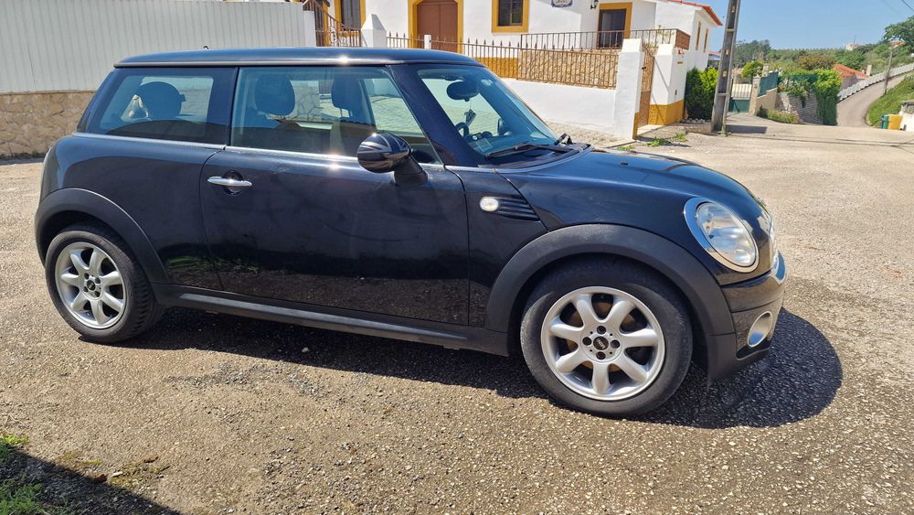 MINI Cooper D Baker Street – 3 Portas Preto | 2009