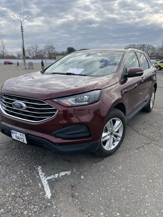 Продам машину Ford