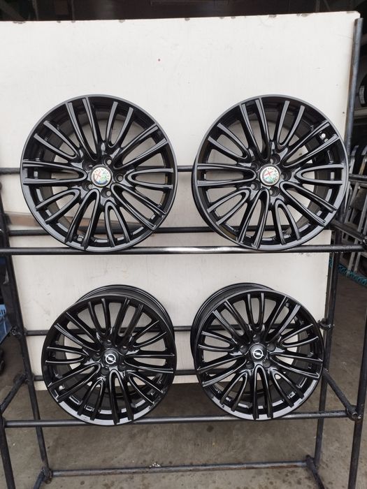 Felgi 18" 5x110 Et 33 8j Alfa Romeo Opel