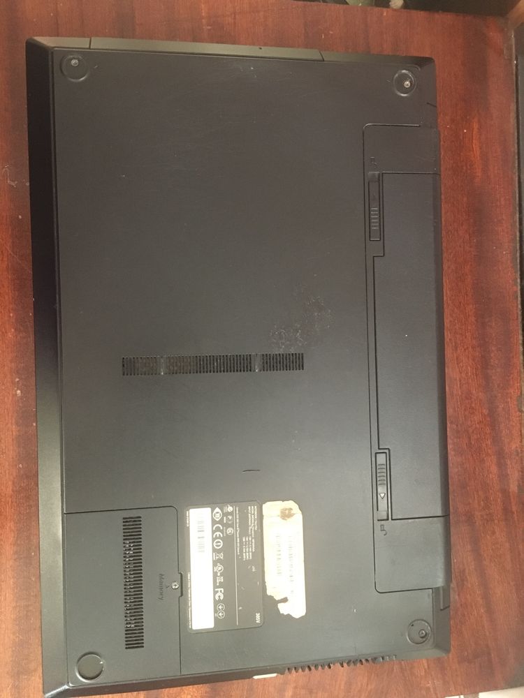 Ноутбук Samsung NP305V5a