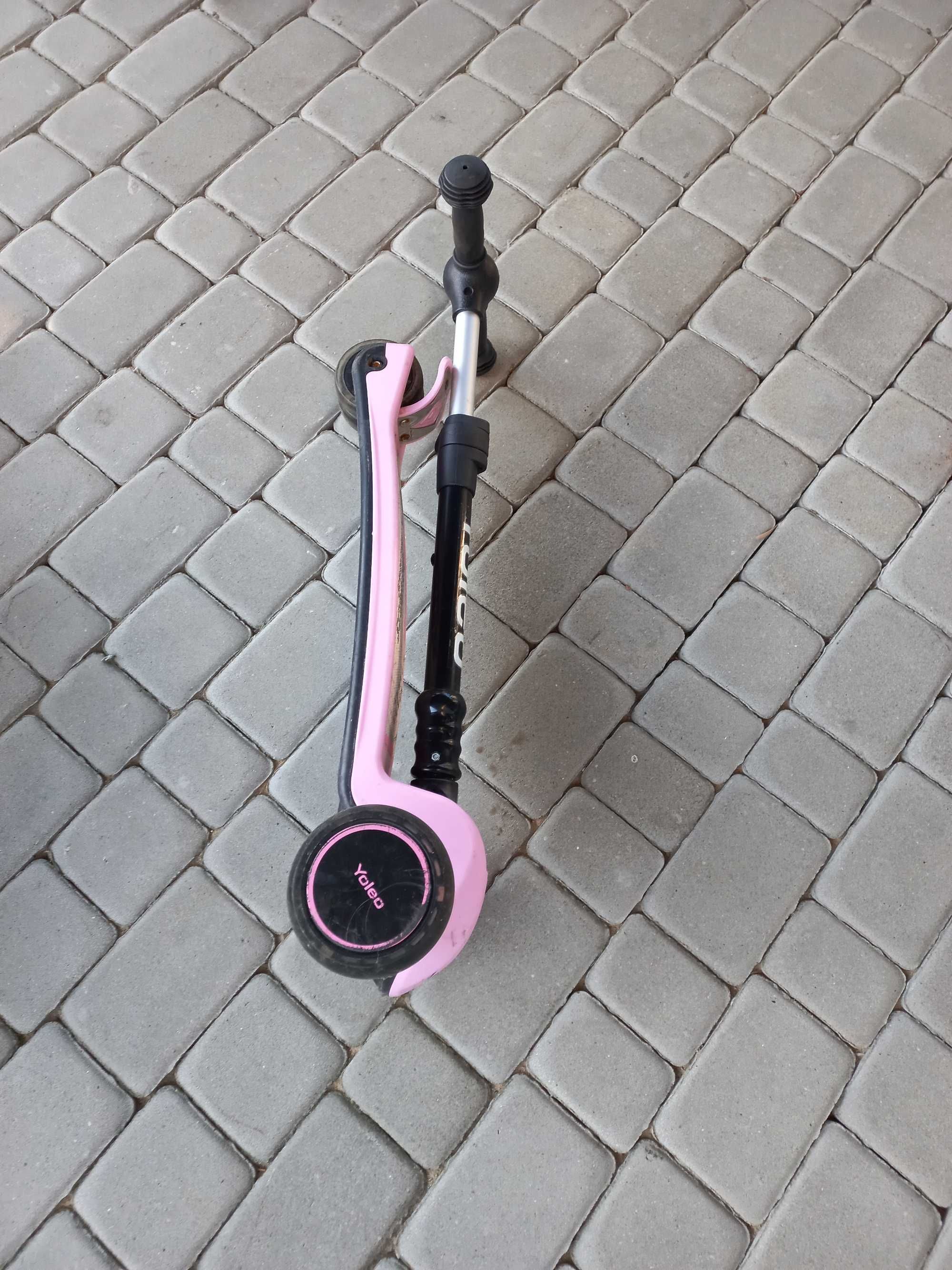 Hulajnoga dla dziewczynki