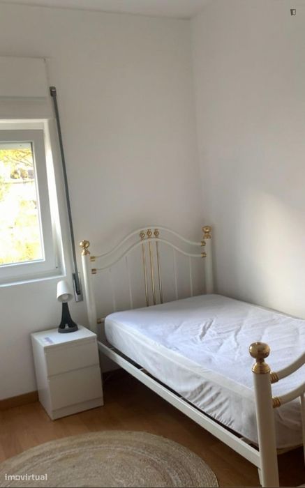 Quarto - localizado em Arregaça Coimbra