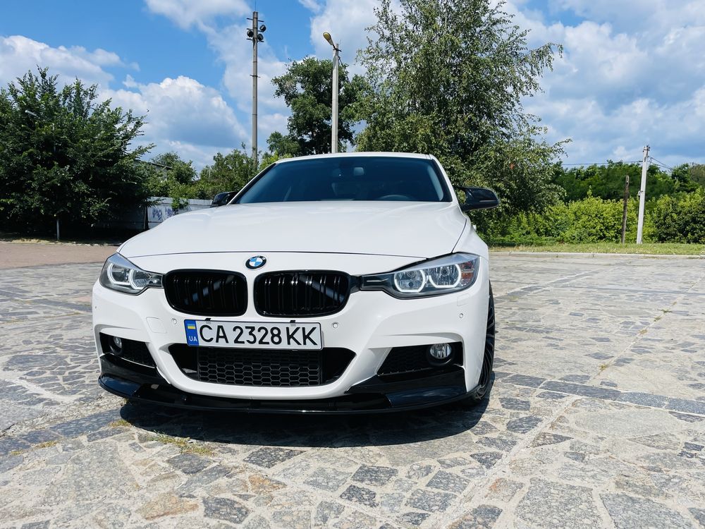 Продам дуже доглянутий BMW F30 328i