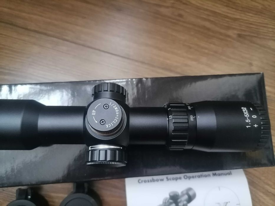 Оптичний приціл мінік загоннік 1.5-5x32IR.