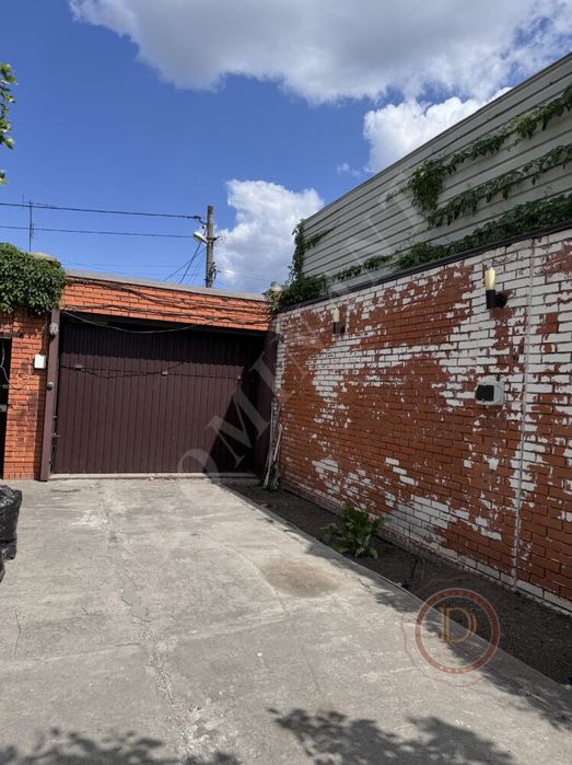 Оренда будинка  можливо на місяць