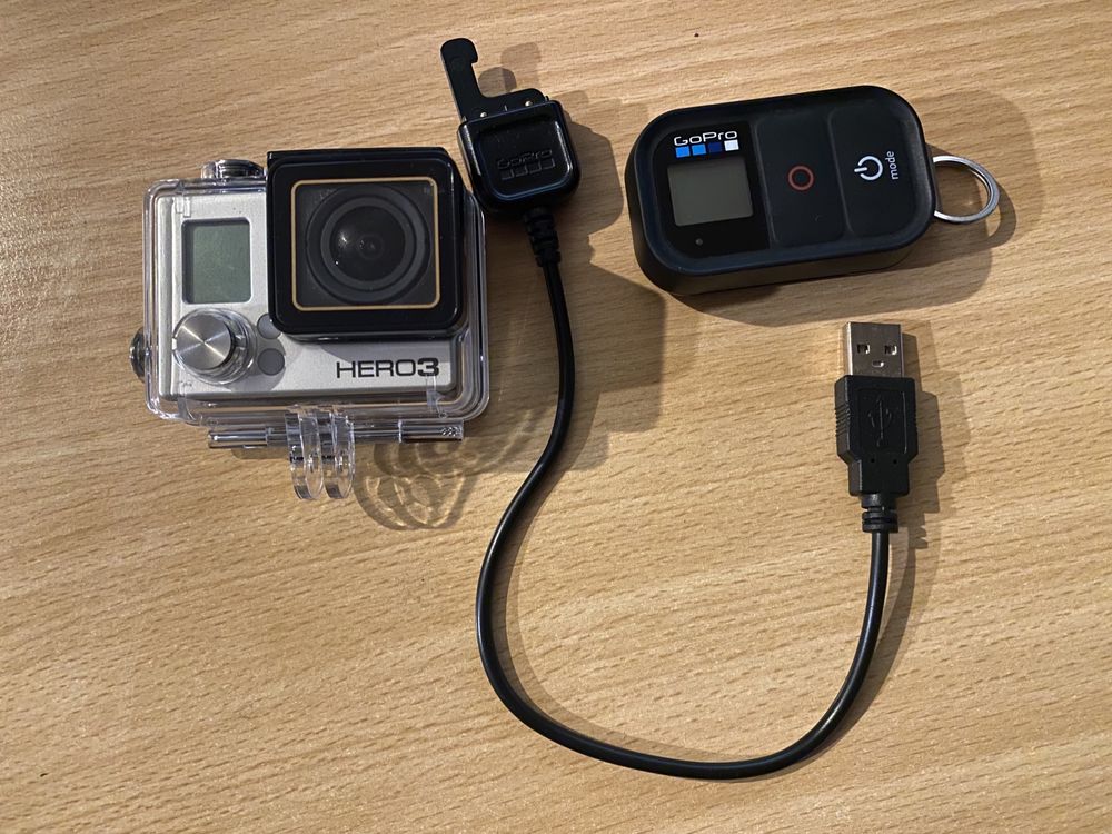 Go pro hero 3 + 4 baterie, pilot, ładowarki  (nie 6,7,8,9,10,11)