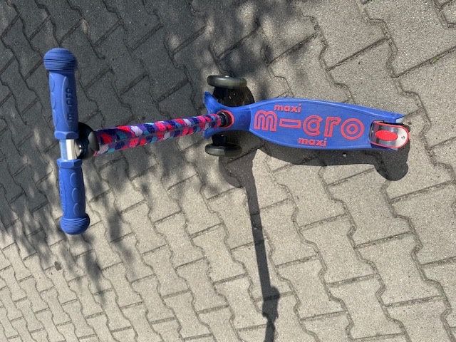 MAXI MICRO LED wheels hulajnoga dla dziecka