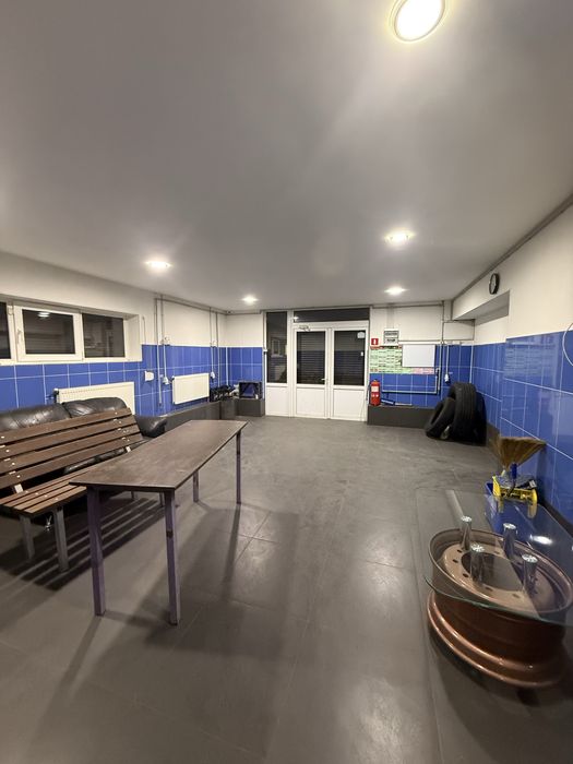 Будинок + бизнес шиномонтаж,Шевченківський,Григорія Чечета 1