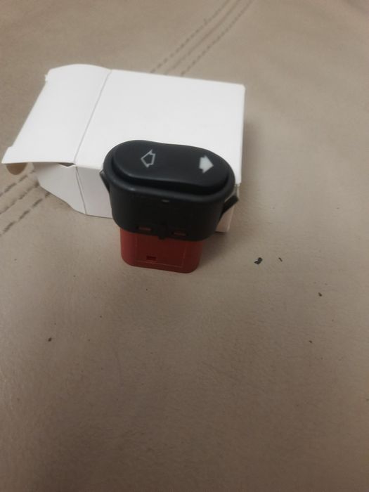 Кнопка перемикання склопідйомників для Ford Ranger Ecosport Mondeo Tra