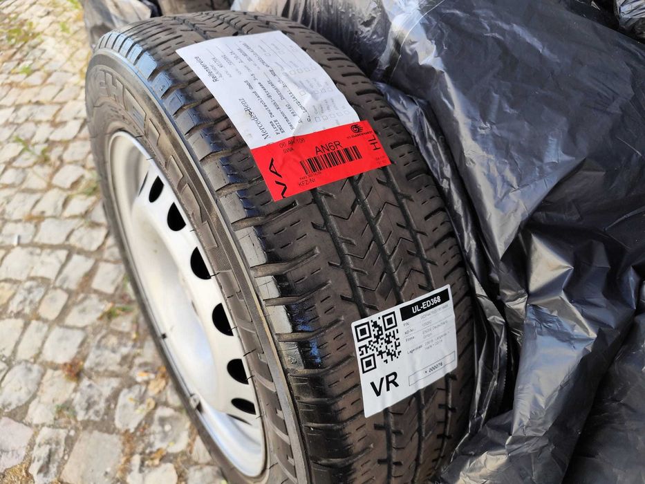 4 PNEUS MICHELIN c/Jante 195/65 R16C