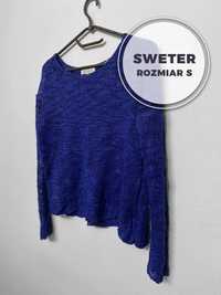 Granatowy sweter