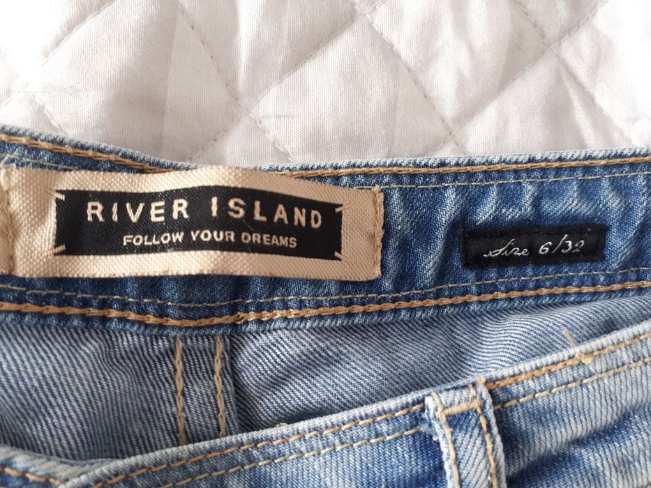 Spodnie jeans River Island