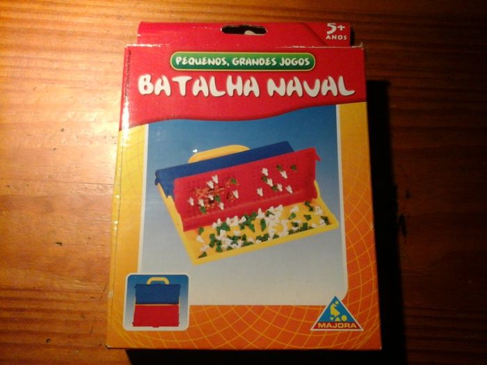 Jogo batalha naval portátil