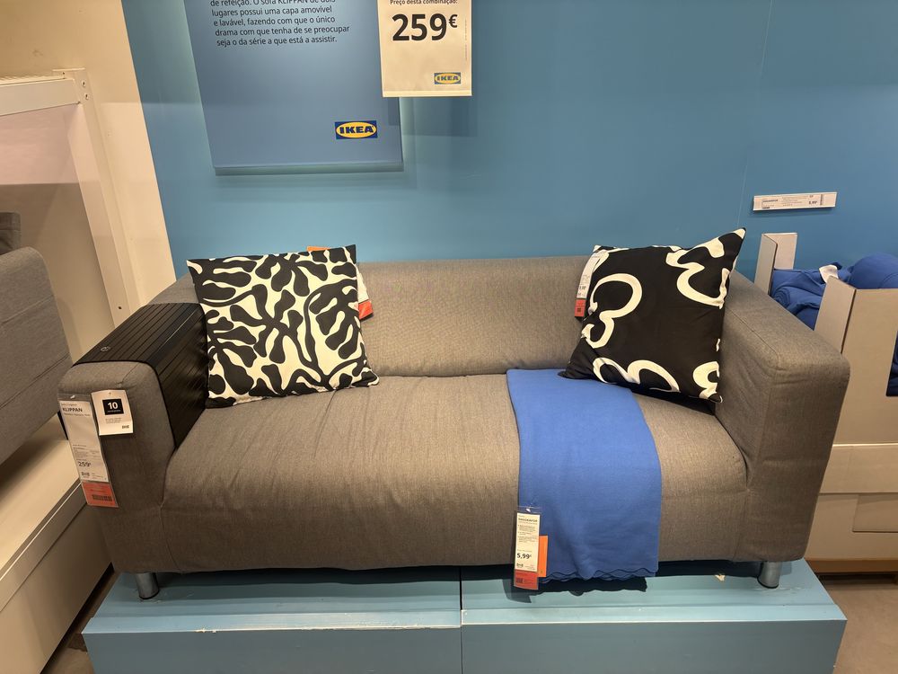 Sofa cinzento ikea