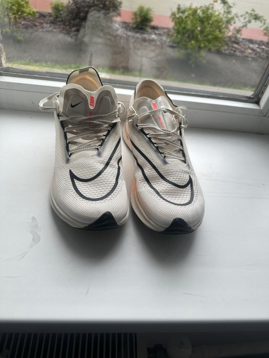 Чоловічі  оригінальні кросівки для бігу Nike Zoomx Streakfly