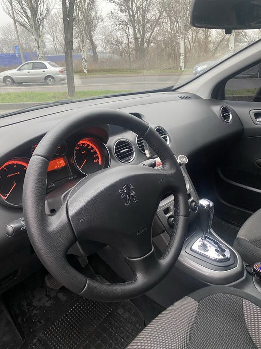 Peugeot 308/автомат/1.6