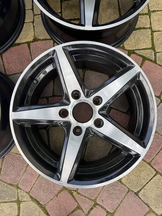 Легкосплавні диски, титани 5/114,3