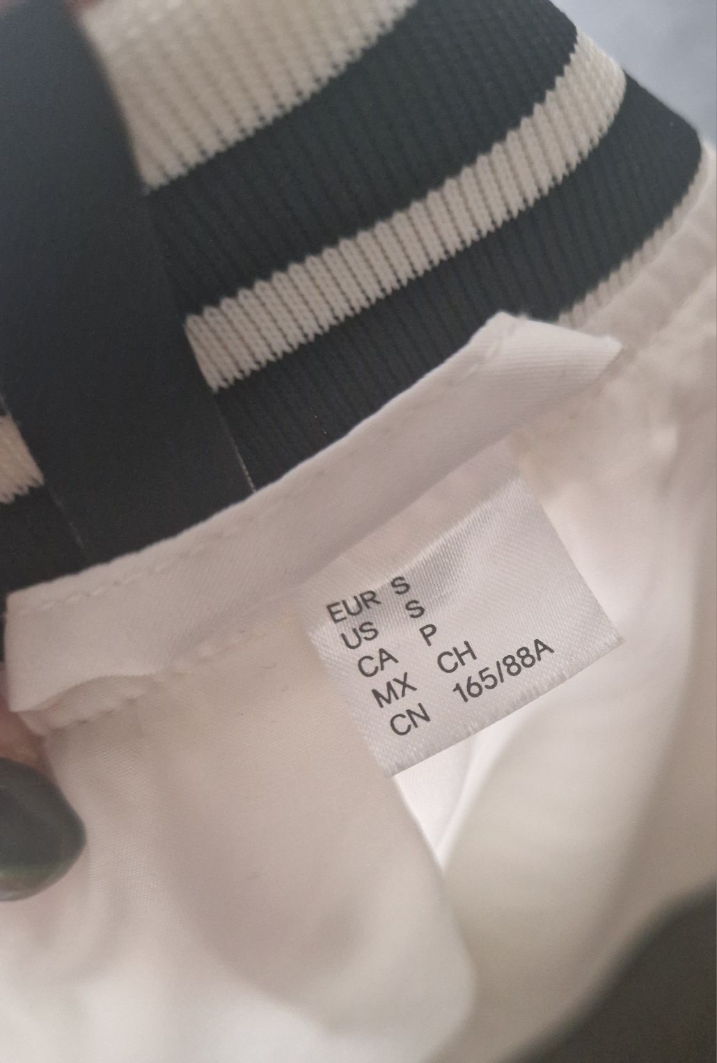 Kurtka bejsbolowka bluza roz.S/M bedzie pasowac nawet ma L. Stan ideal